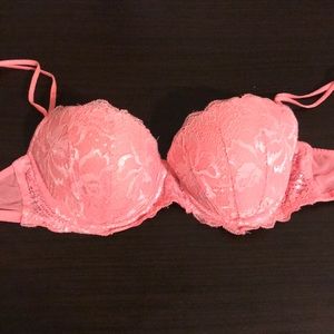 Victoria’s Secret pink bra